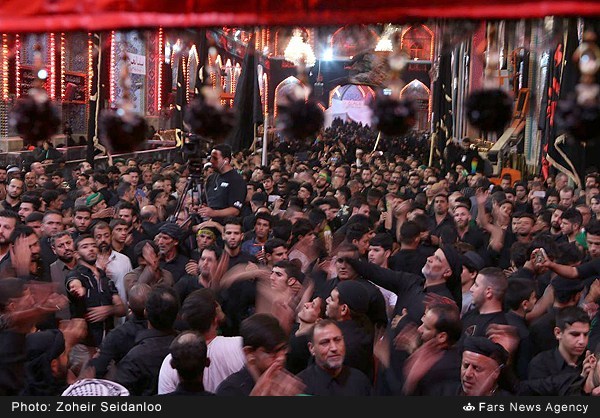 گزارش تصویری از عزاداری شب عاشورای حسینی درکربلا