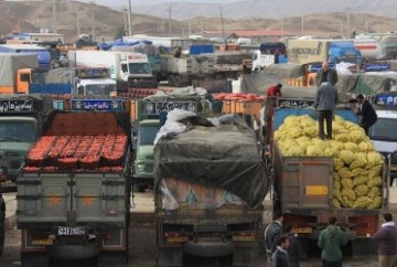 عراق از توقف مبادلات تجاری در 3 گذرگاه مرزی با ایران خبر داد