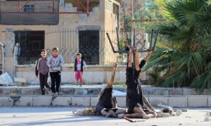 داعش دو تن از سران النصره را اعدام کرد /تصویر