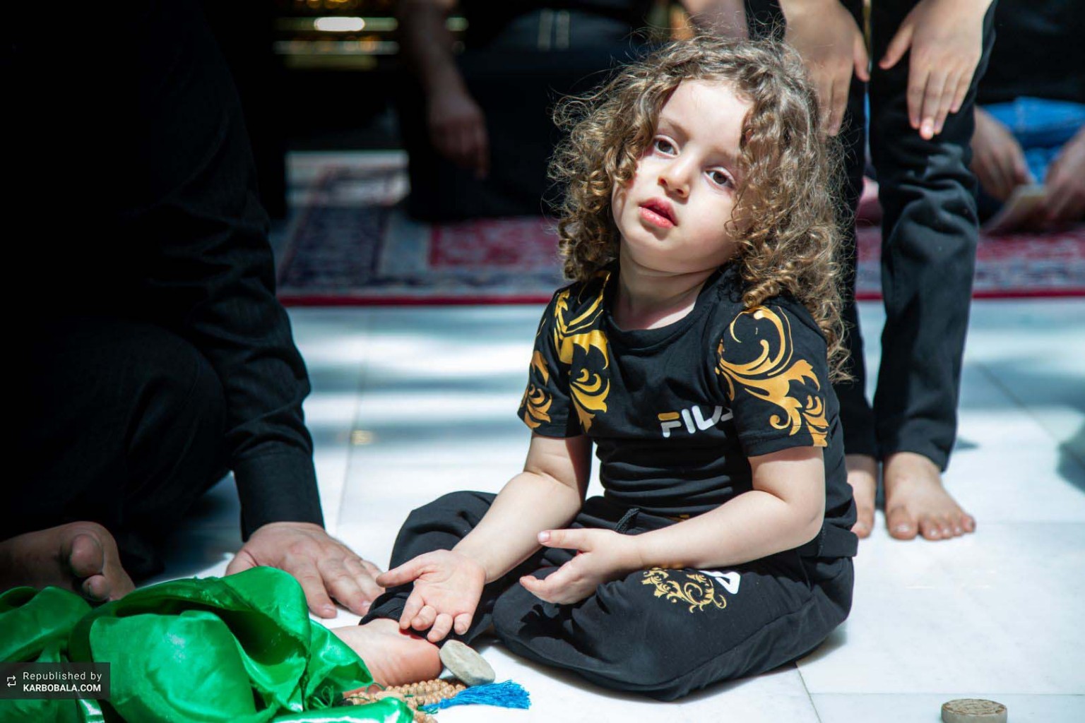 دعاکردن کودک حسینی در روز عاشورا