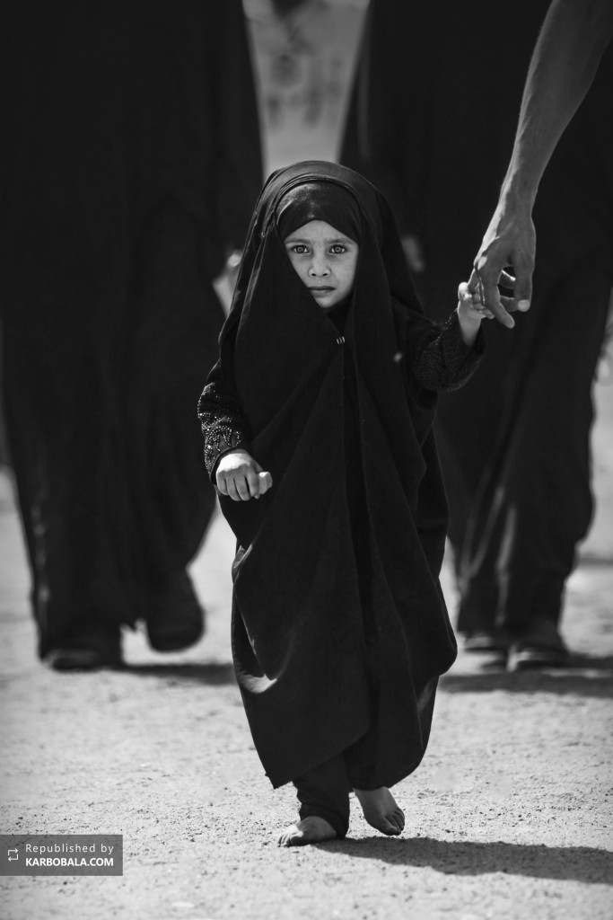 راه‌پیمایی کودک پاک حسینی در مراسم بزرگ اربعین